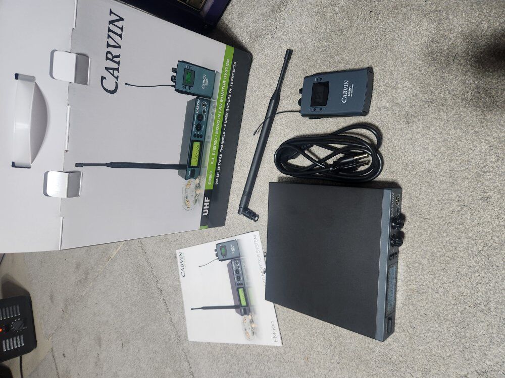 Carvin EM900 Wireless Monitor