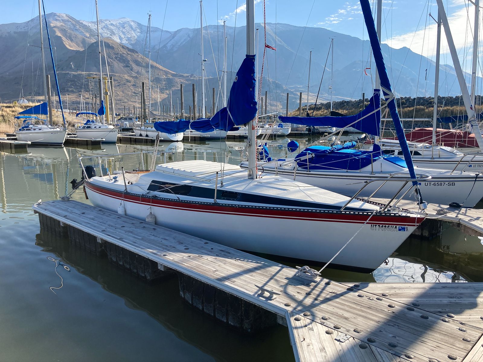 1984 Merit 22 Sailboat - Ready to Sail!