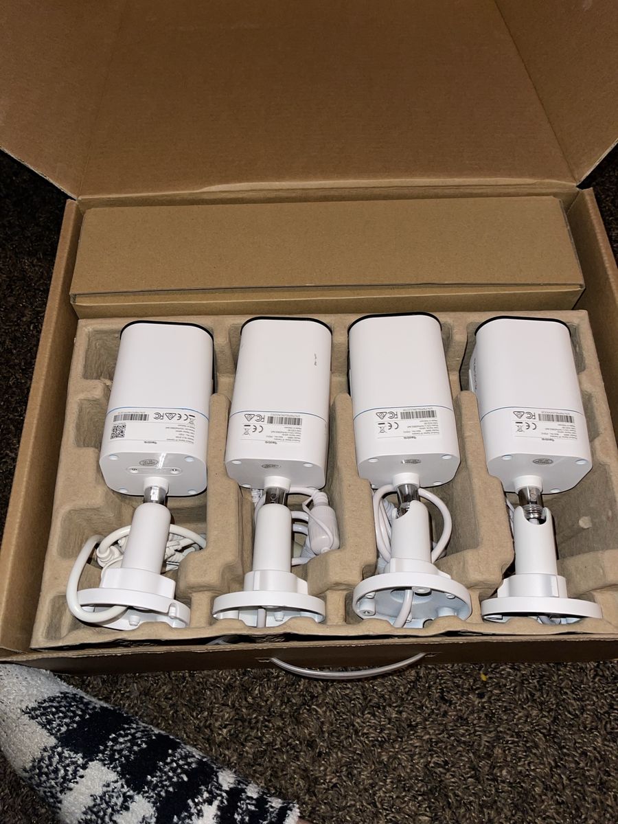 Reolink 5 Camera Indoor/outdoor Security System