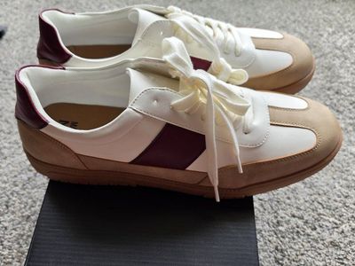 Size 13 New in Box Madden NYC Men's Casual Sneakers White Tan Maroon