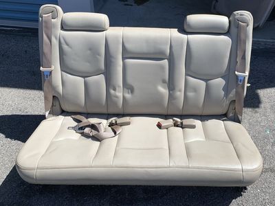 Suburban Yukon XL Escalade ESV Thirs Row seat