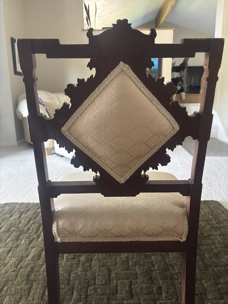 Main image 3