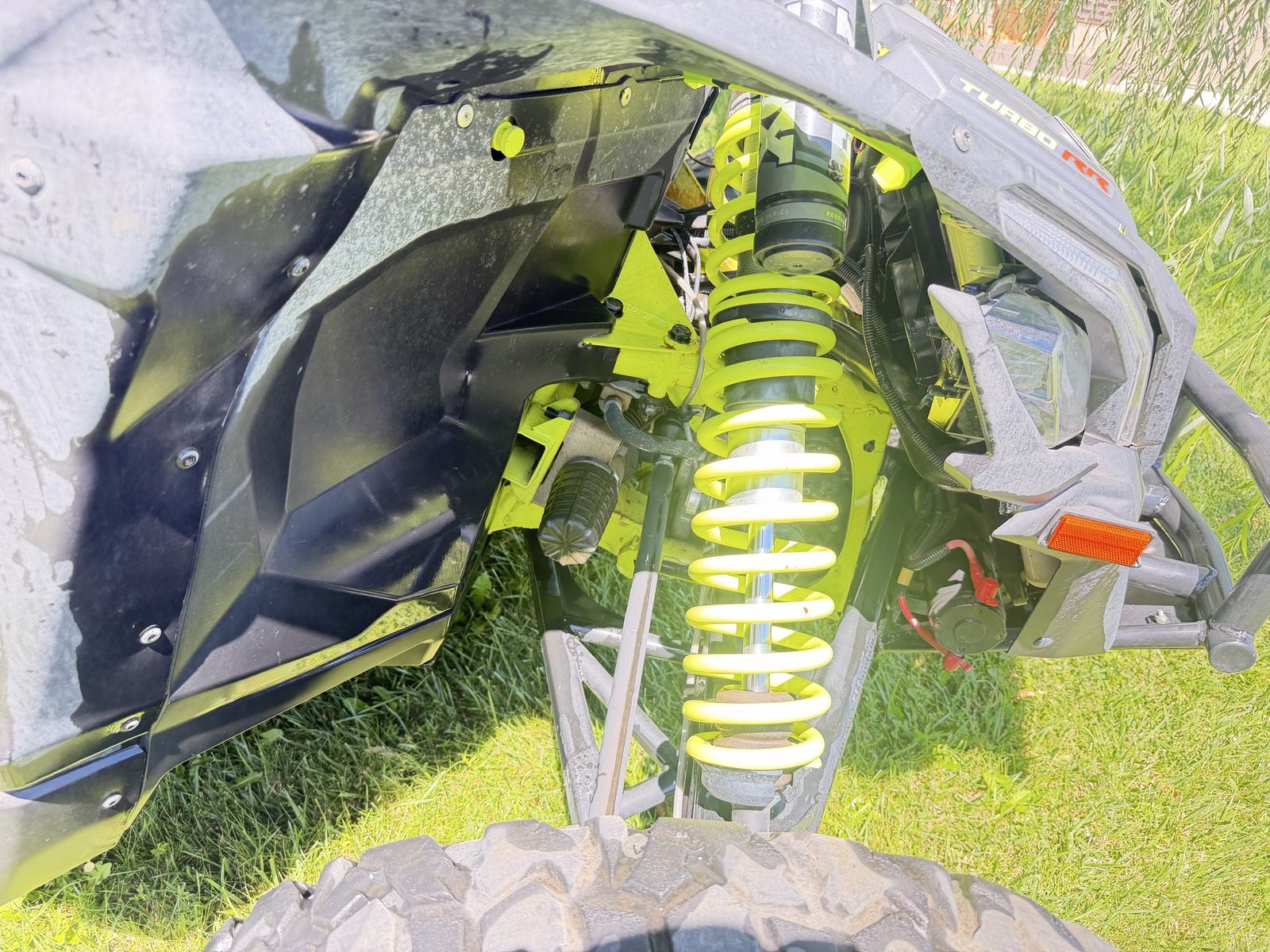 Main image 7