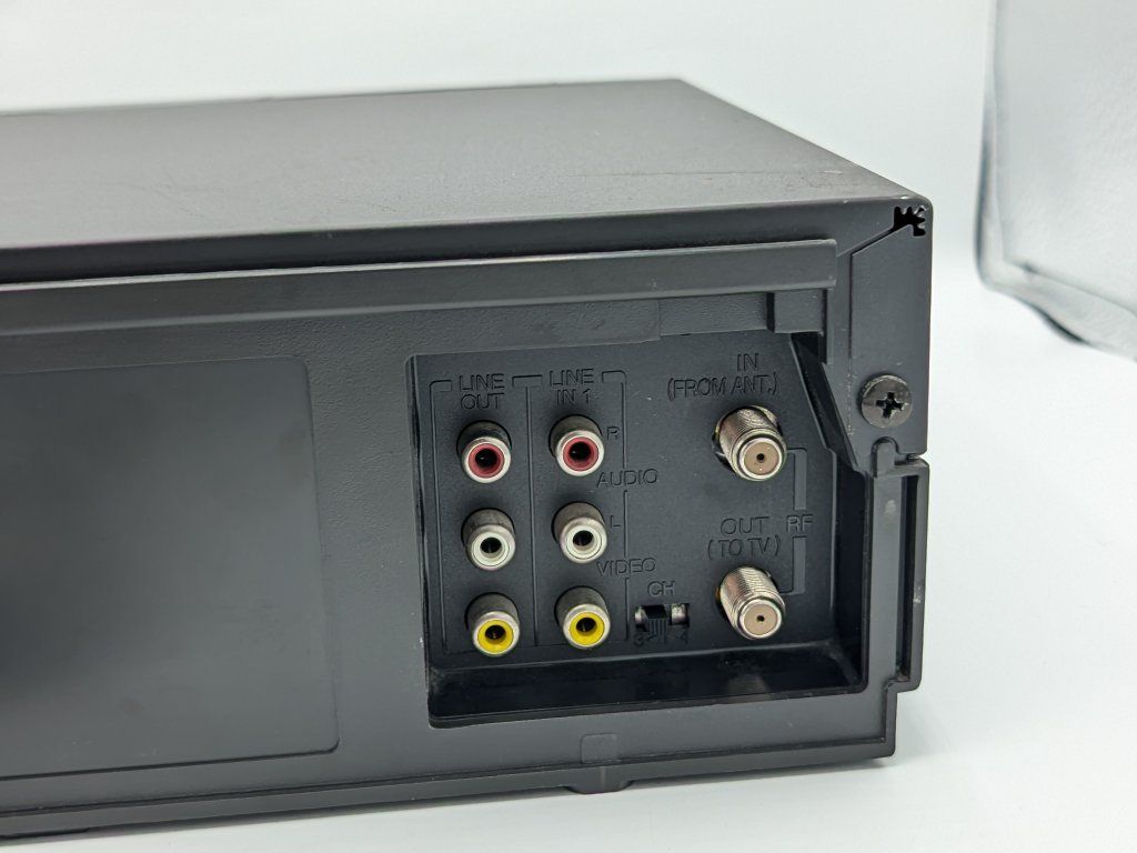 Main image 7
