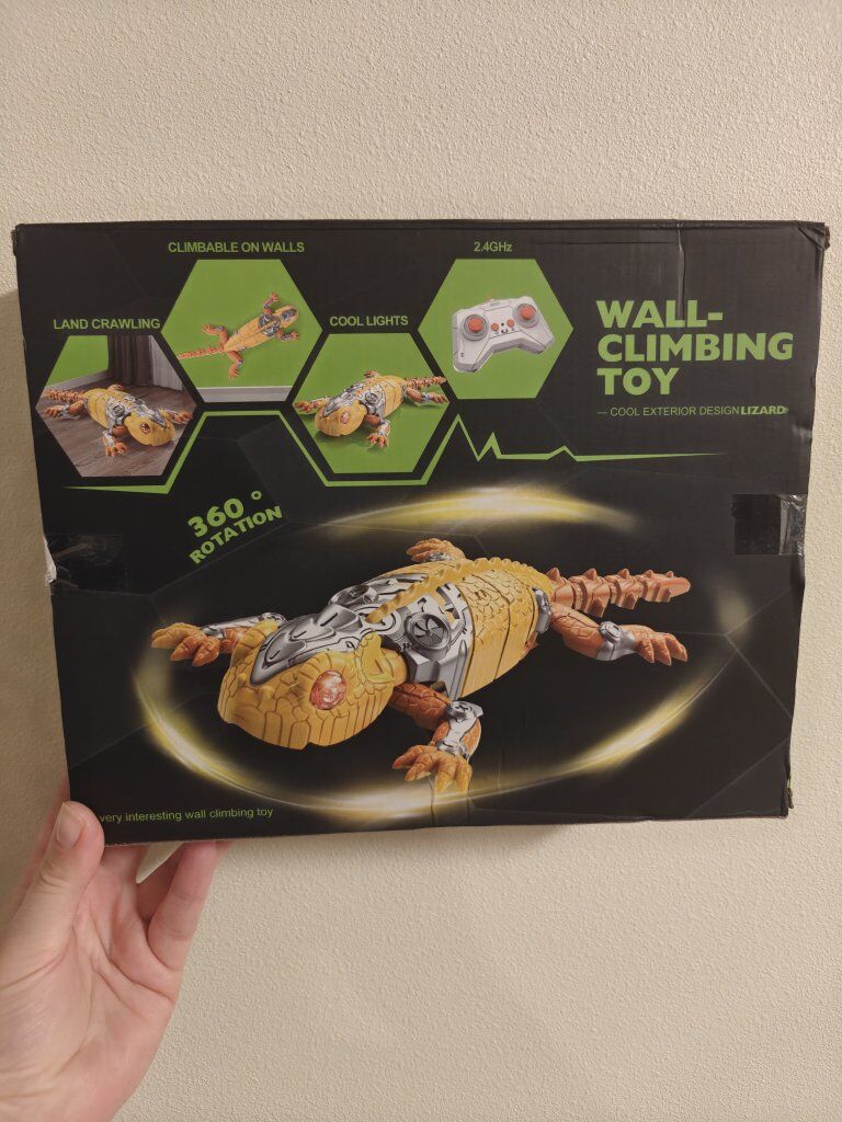 A radio-controlled gecko toy lizard that can crawl