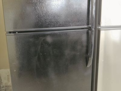 Clean 20 cf Refrigerator~Works Great~90 Day Guarantee