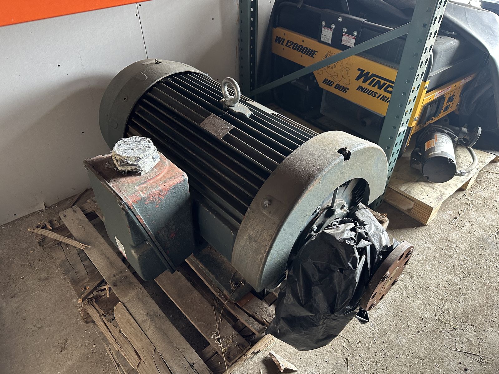 B2004FLF3BSHD Toshiba EQP Global 840 Electric Motor - 200 HP