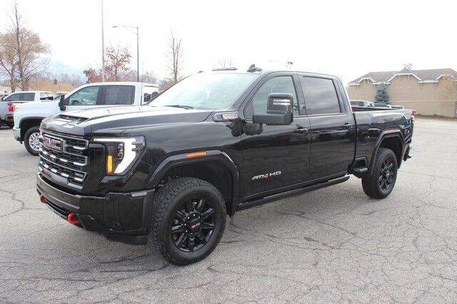 2025 GMC Sierra 3500HD AT4