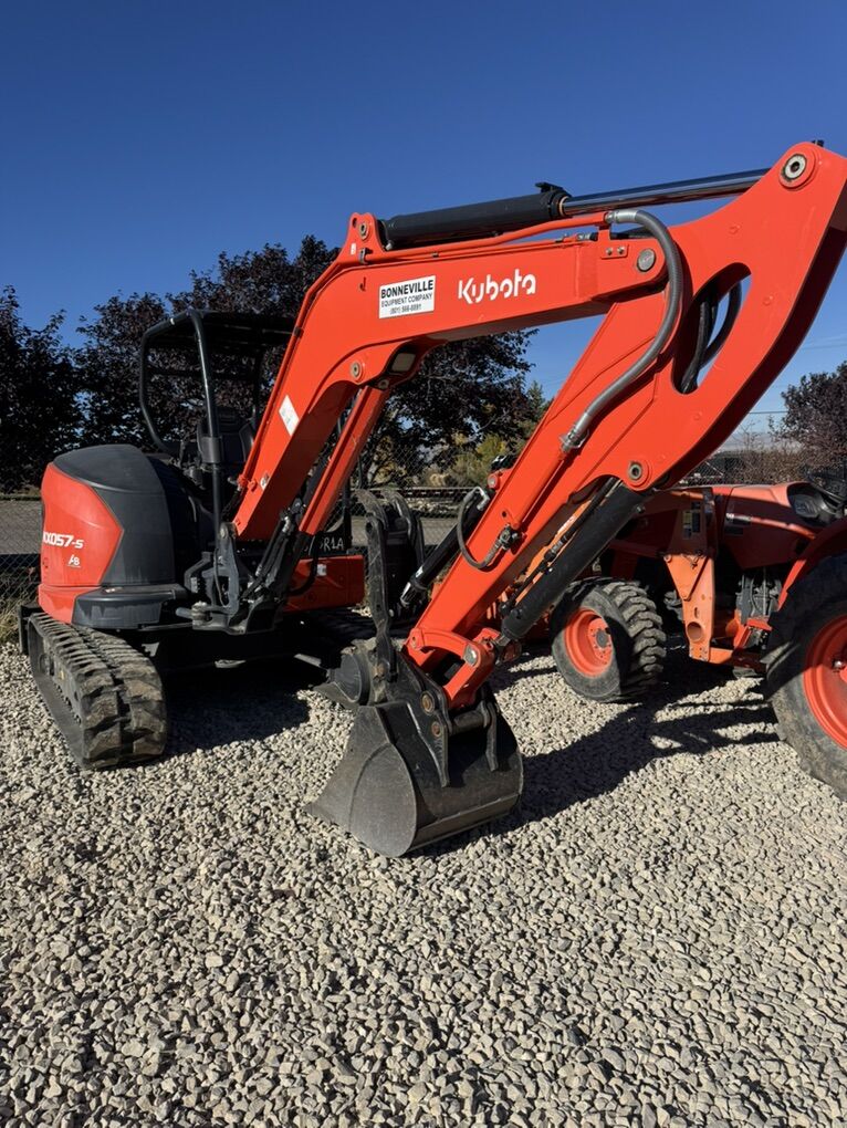 2022 Kubota KX-057 mini excavator for rent
