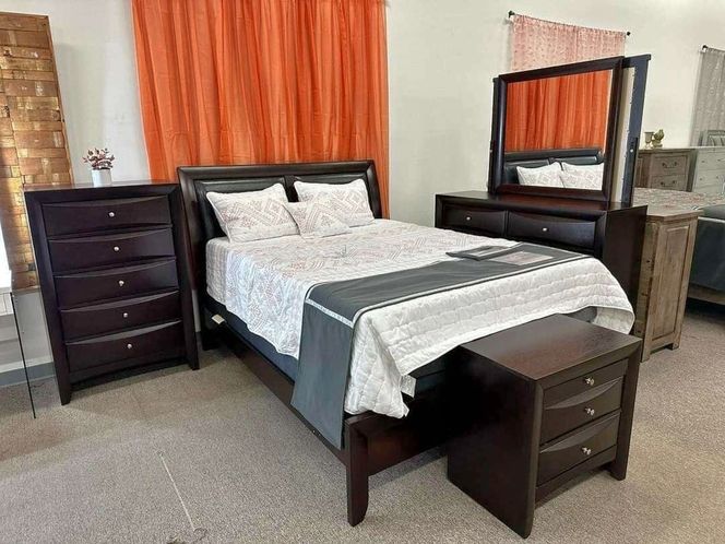 King bedroom set with Nectar memory foam mattress