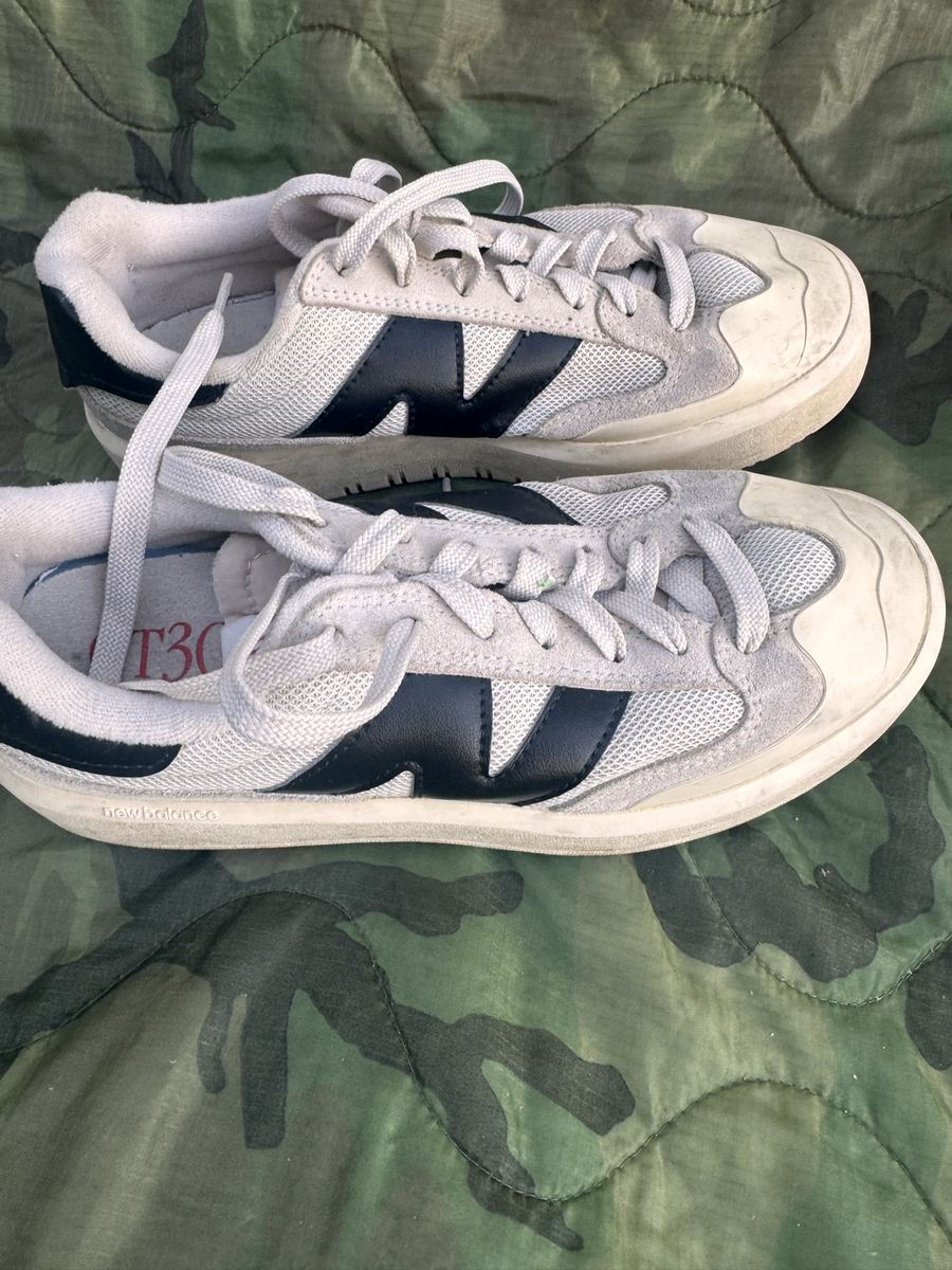 New Balance Leather Sneakers - White/Navy, Mens 7/Womens 8.5