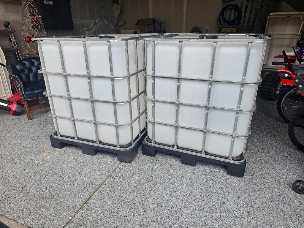 Food grade Industrial Bulk Liquid Storage IBC Tote Tank - Durable & Reusable, Large Capacity
