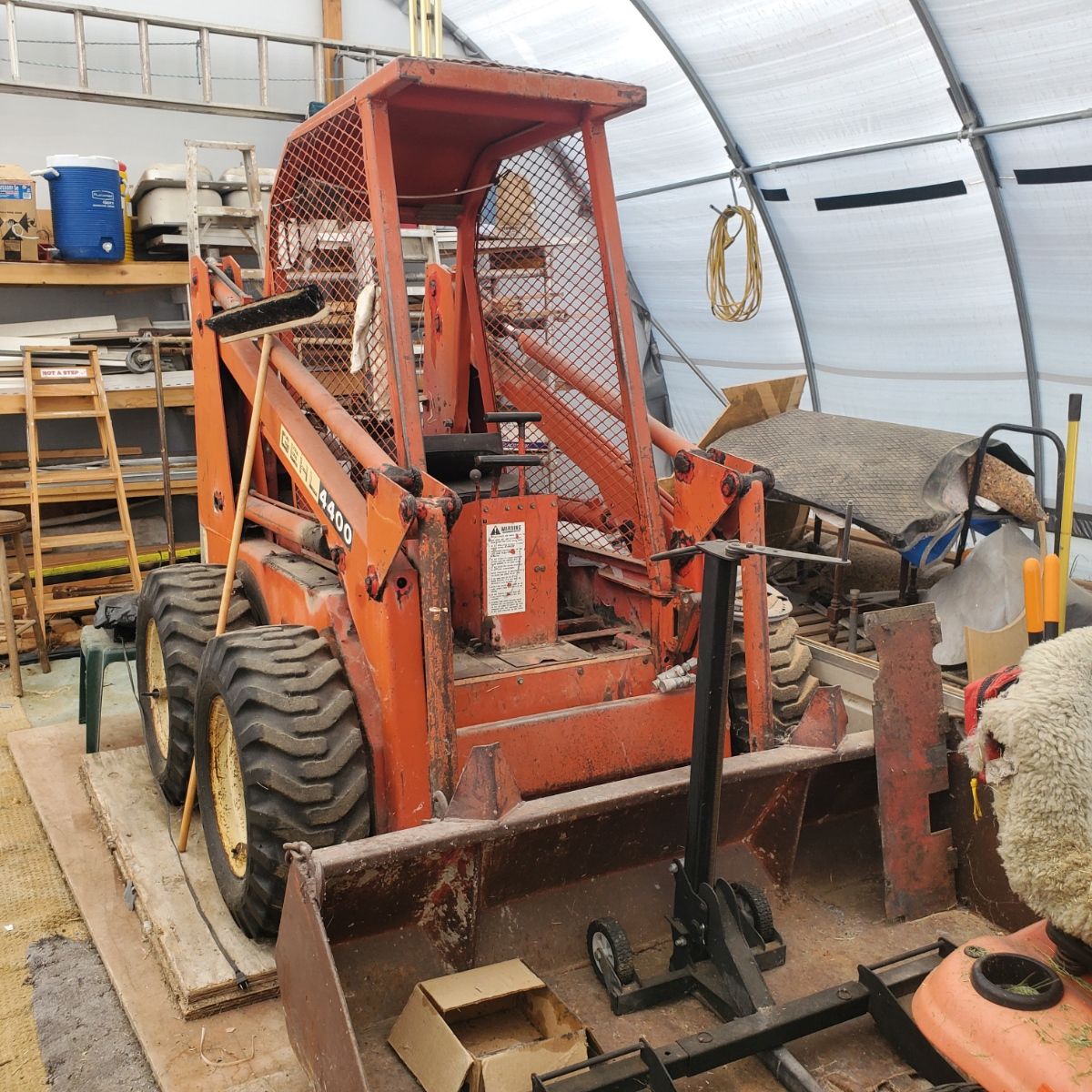 Gehl 4400 Skid Loader