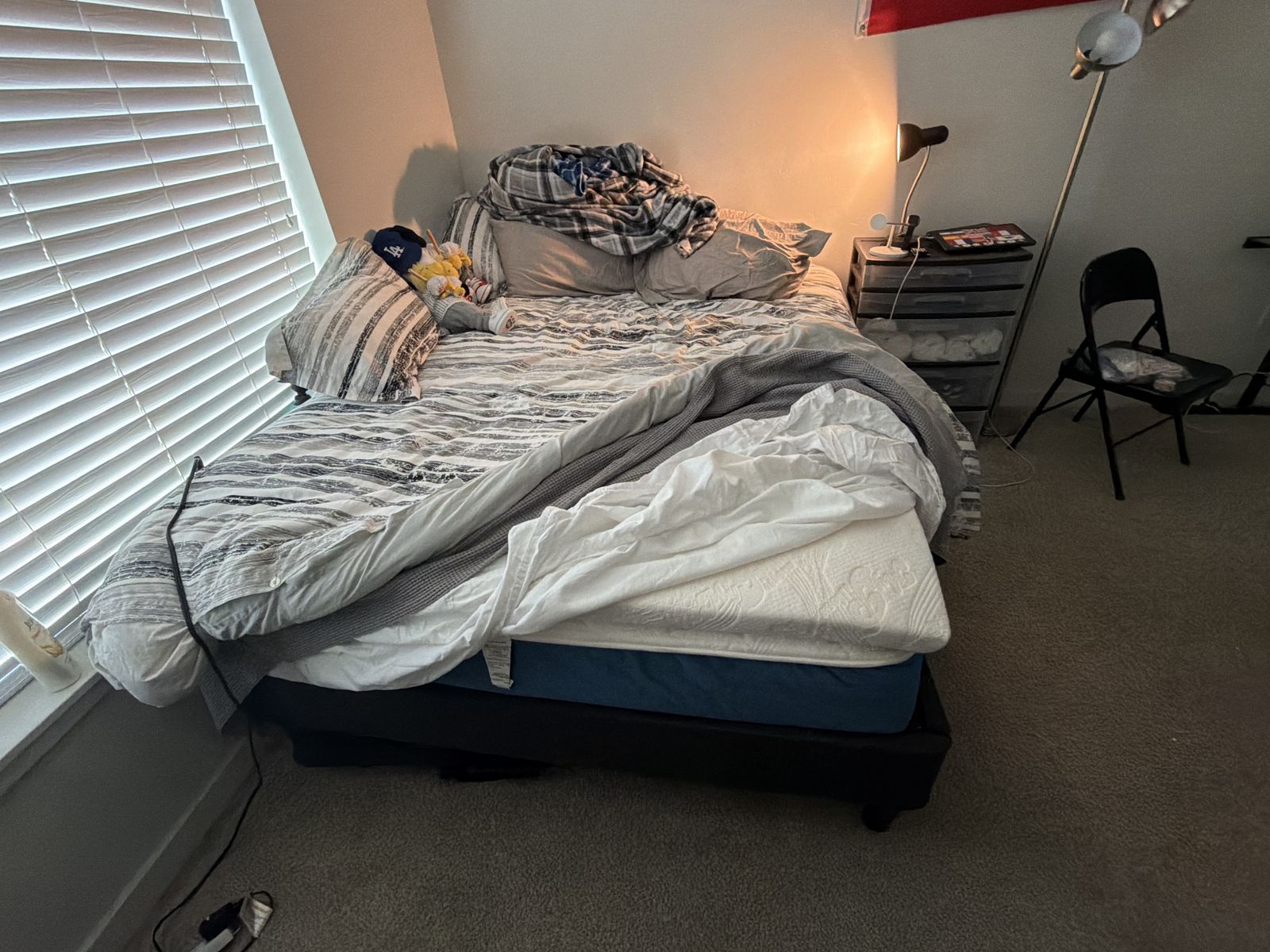 My Pillow queen Bed with memory foam
