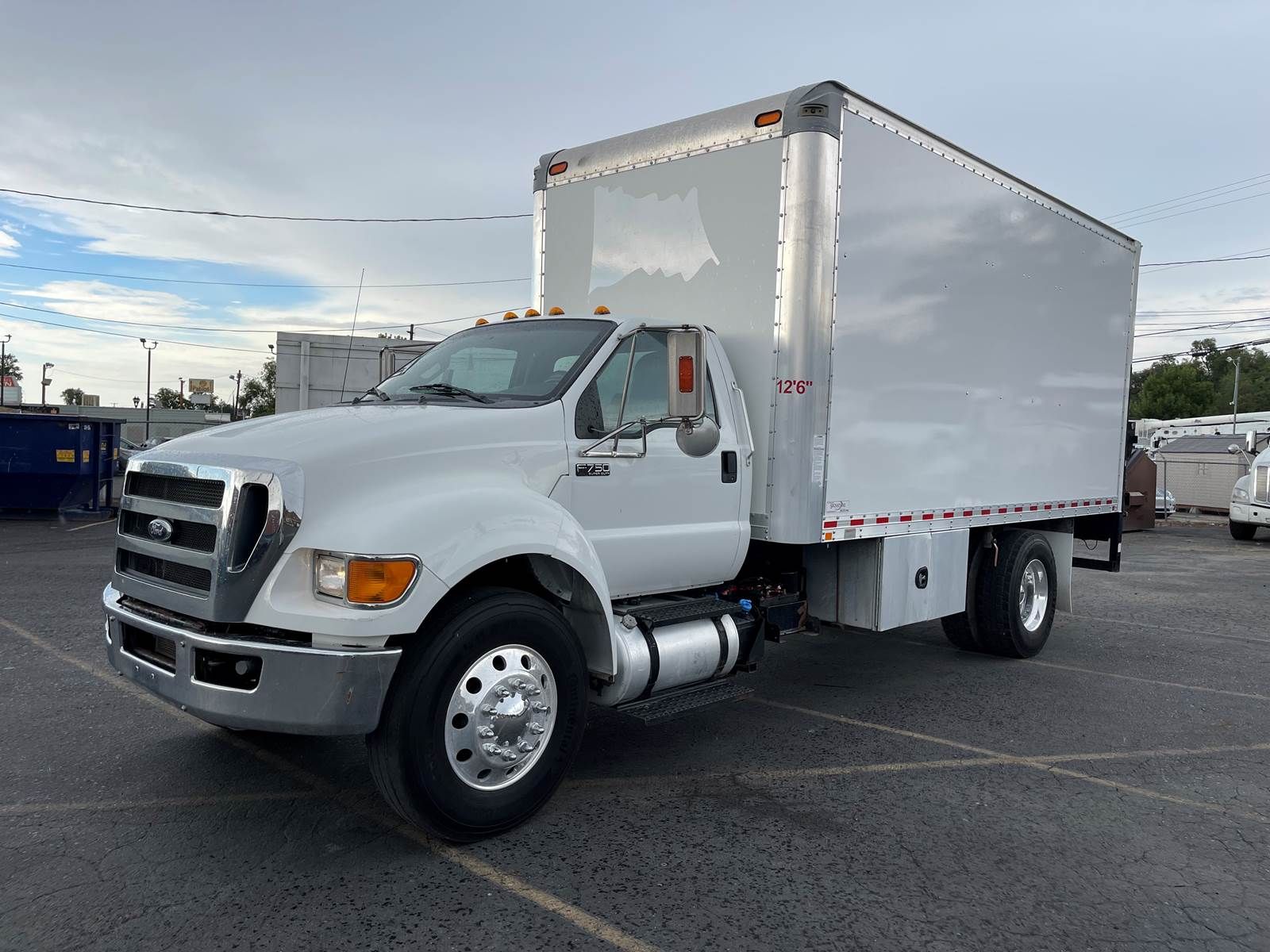 2015 Ford F-750 Truck Concrete Cutting Truck.