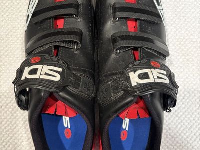 Sidi road cycling shoes, size 46, black/red