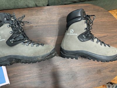 Scarpa Fuego Mountaineer Boots