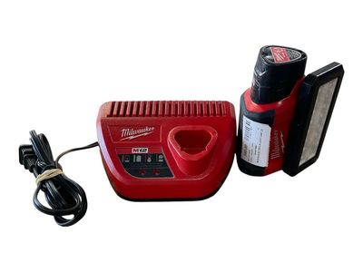 Milwaukee 2367-20 Flashlight e75011383