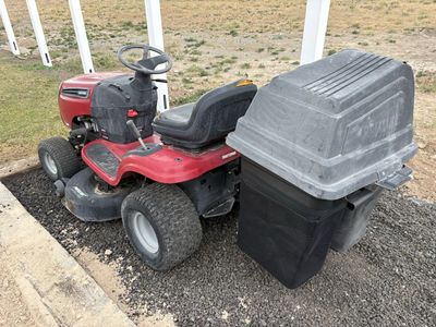 Craftsman riding lawnmower