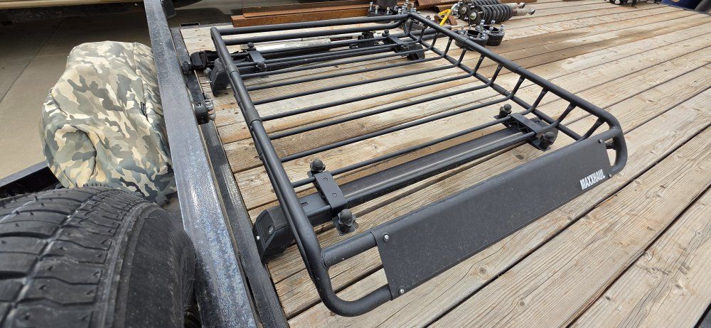 Rooftop Basket, Cargo Carrier