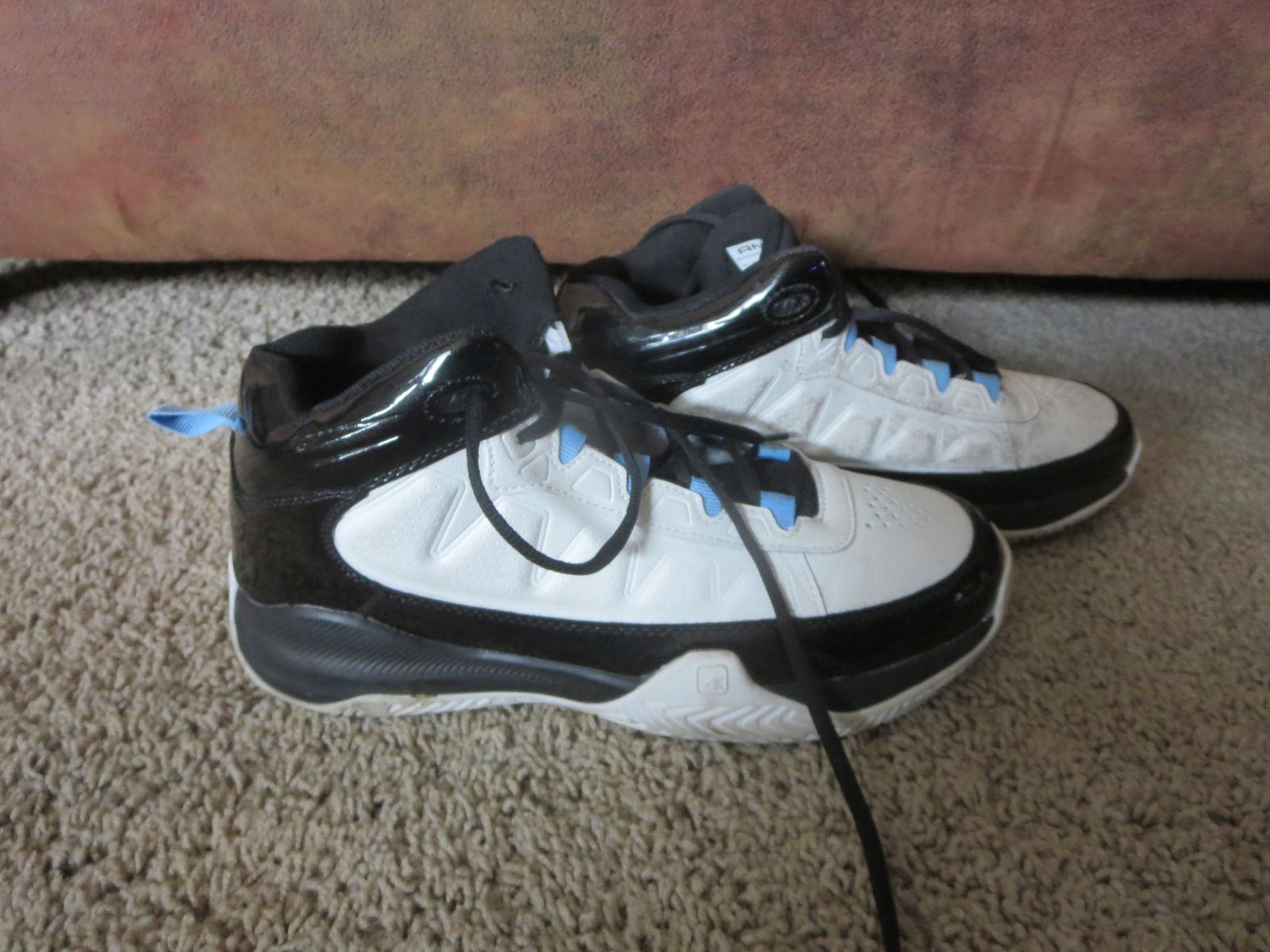 AND1 Basketball Shoes Black White Blue Size 9