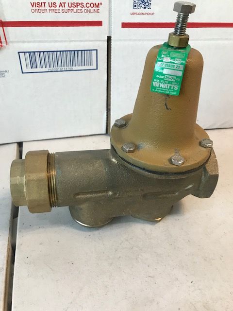 Watts 1-1/4 inch pressure regulator LF 25AUB ZB