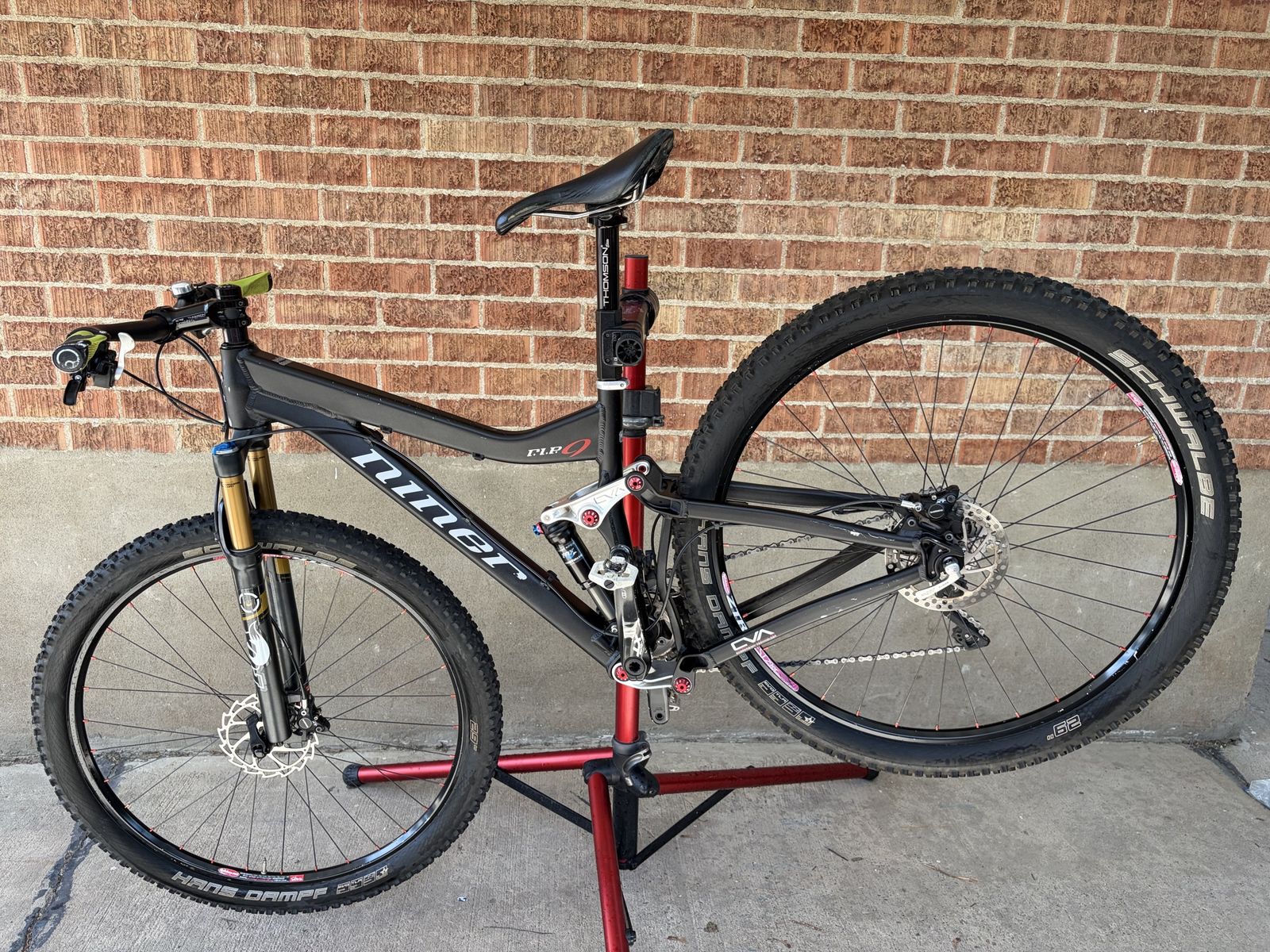Custom Niner RIP 9 29er Full Suspension - Fox Factory Kashima, Hope Pro 2 EVO, Full XT,