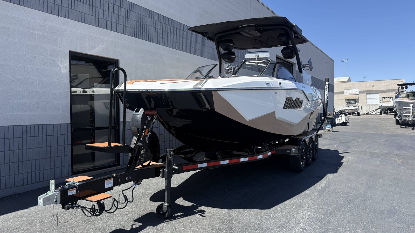 2026 Malibu M242 Boats