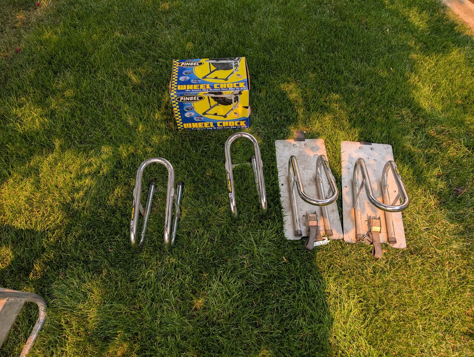 Main image 3