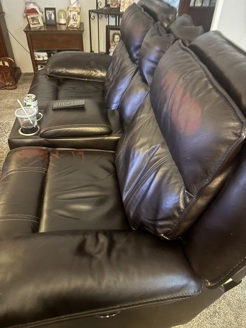 Leather sofa and loveseat