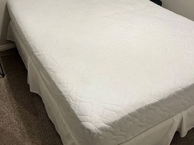 Queen bed