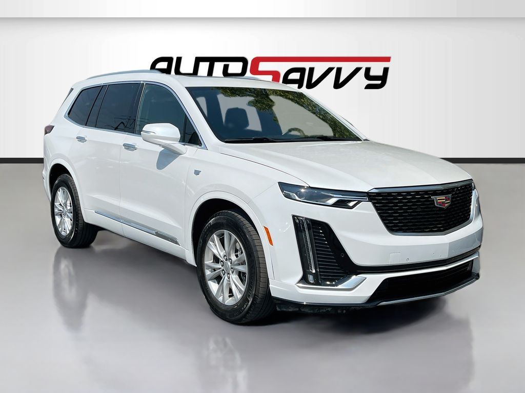 2025 Cadillac XT6 Luxury