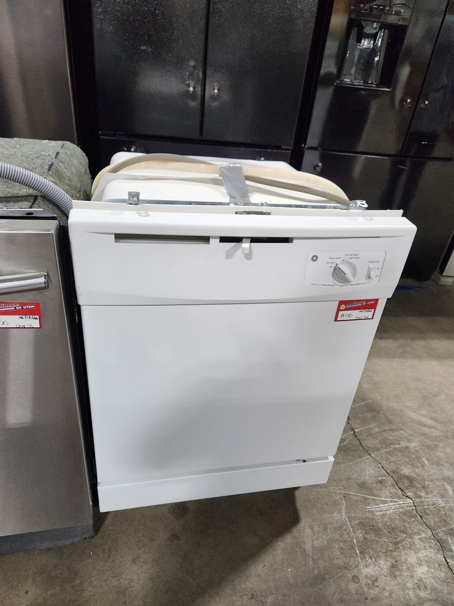 GE White Dishwasher - Used, Good Condition