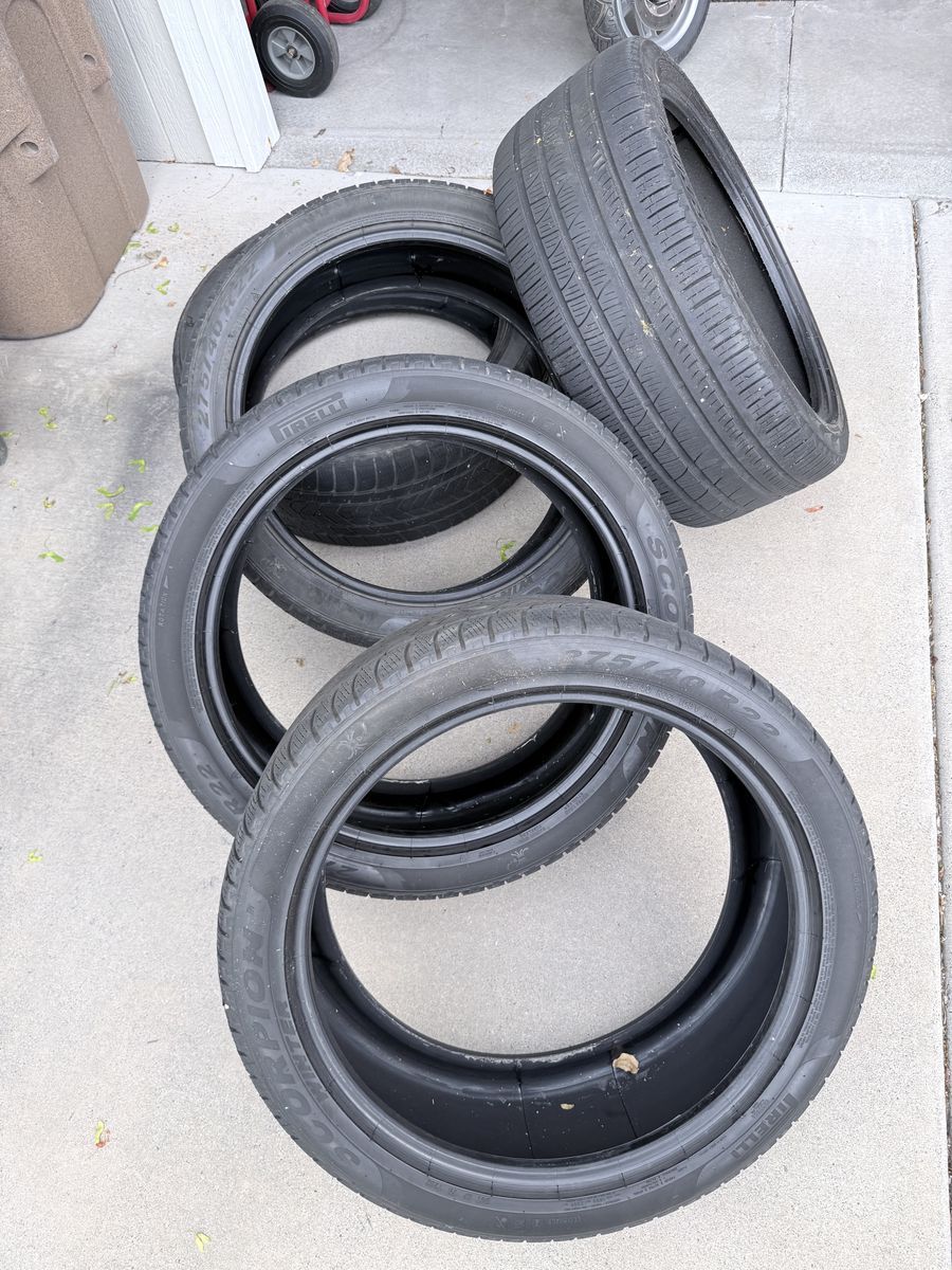 Set of 4 Tires and spare 275/40 R 22