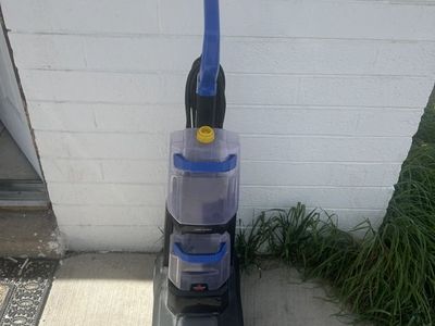 Bissil Carpet Cleaner