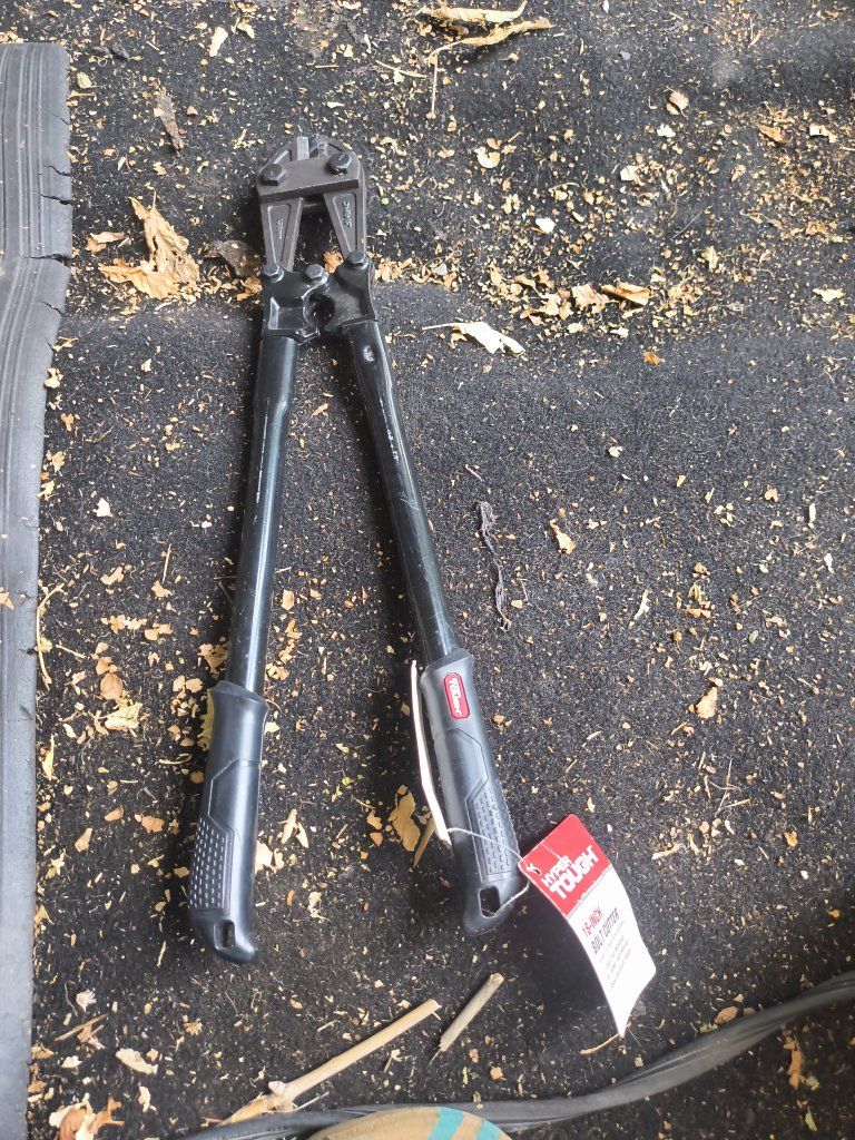 Hyper Tough 18-inch Bolt Cutter - Durable Heavy Duty Cutting Tool