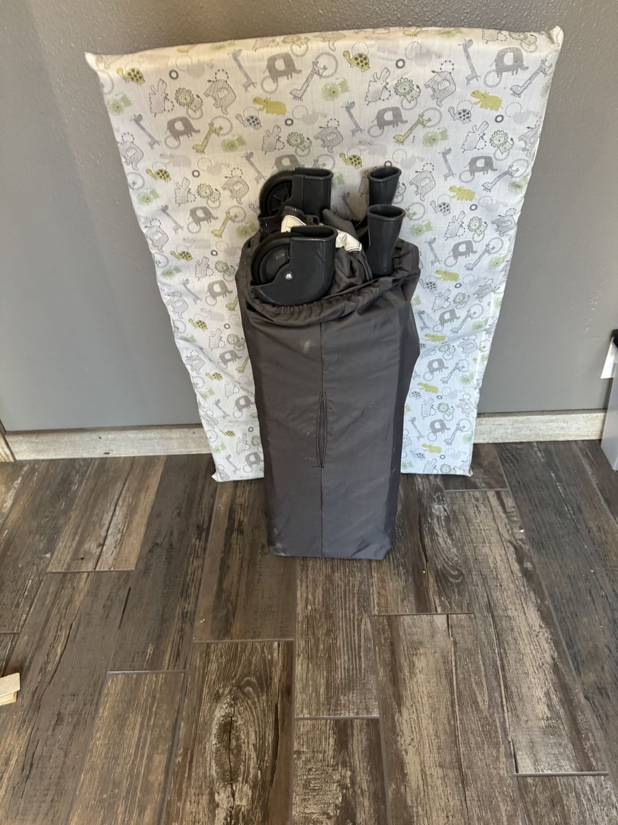 Portable Playpen/Sleeper Crib