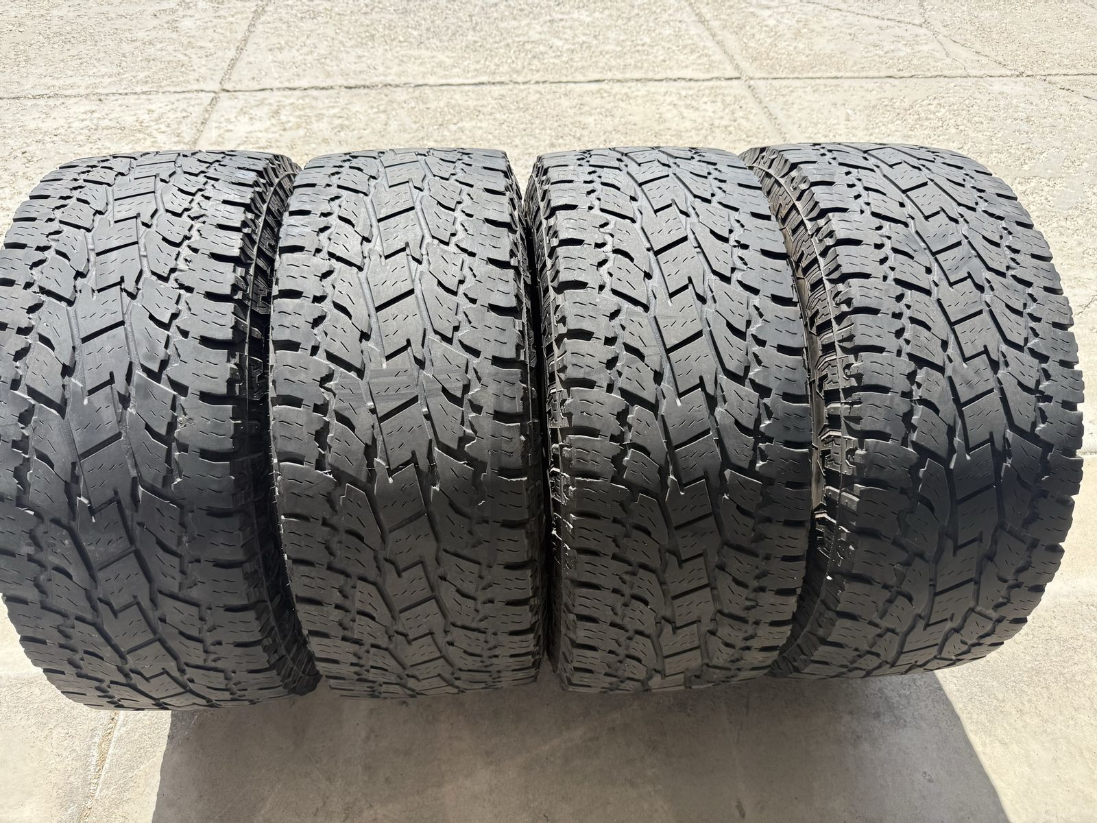 35x1250R20 Toyo all terrain tires