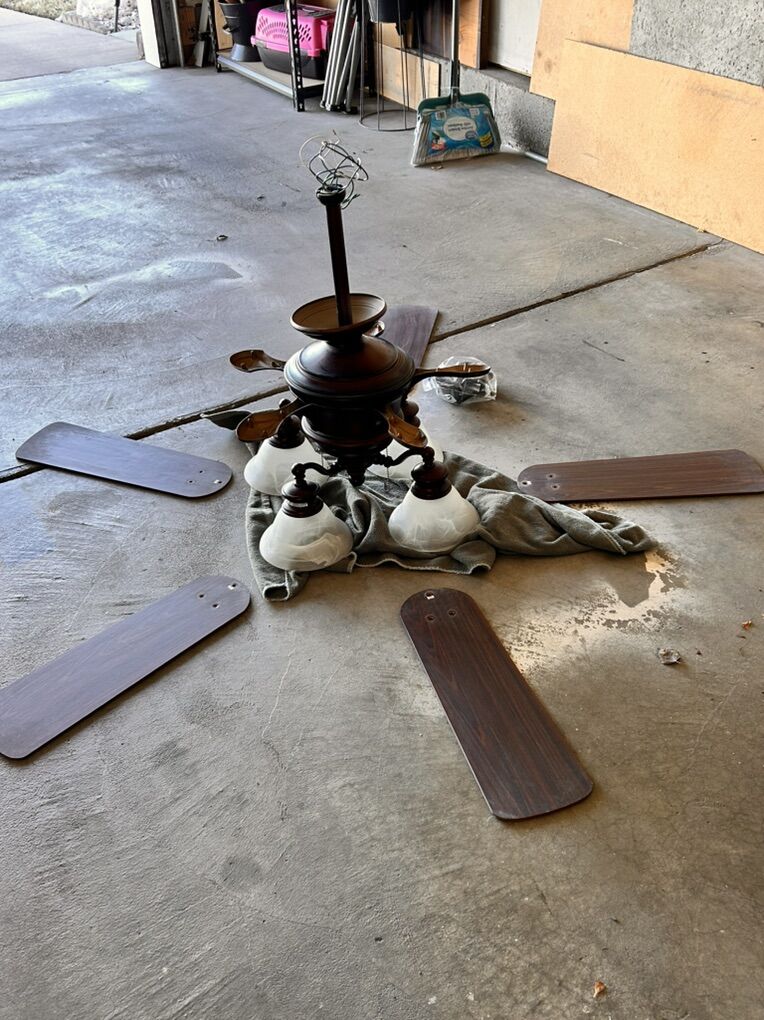 USED ceiling fan for sell