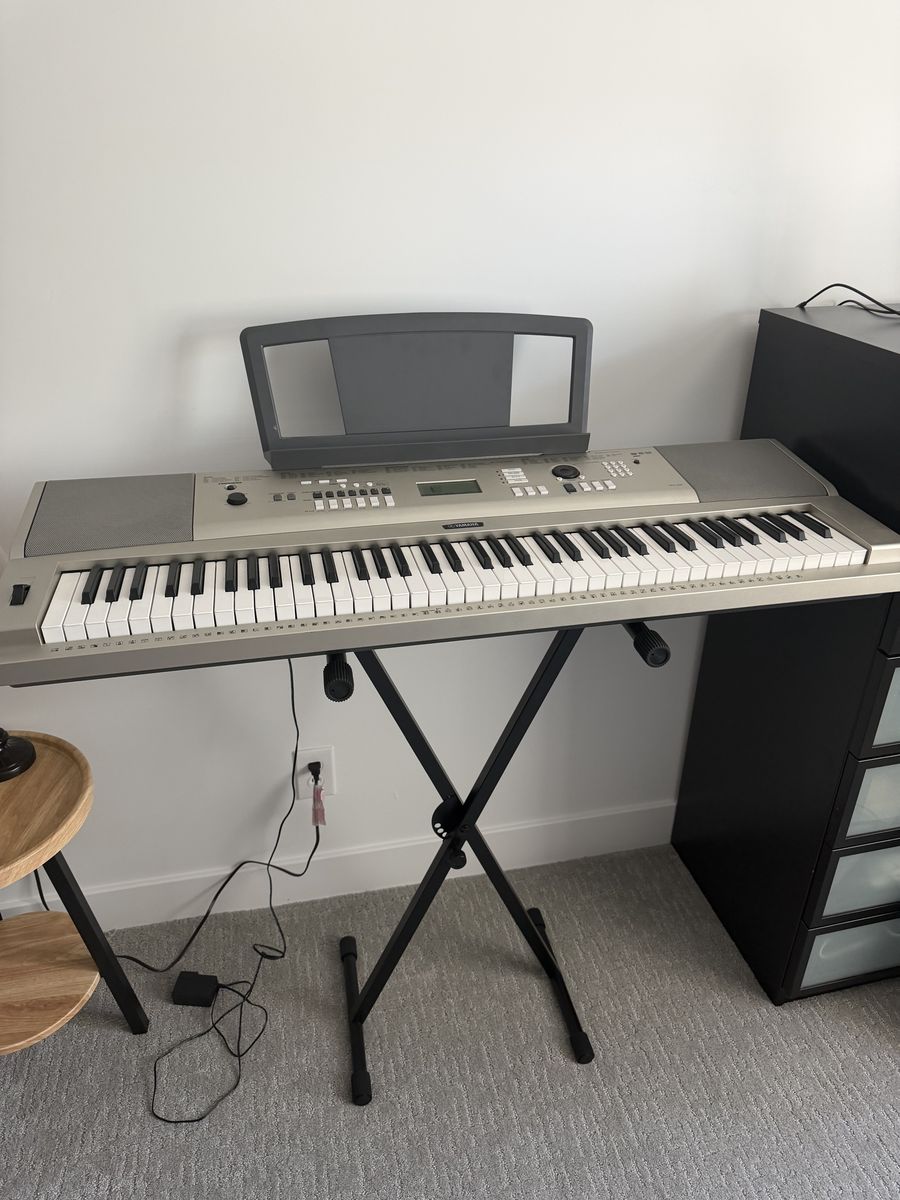 Yamaha YPG-235 Keyboard with Stand and Power Cord