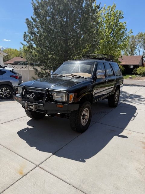 1995 TOYOTA 4RUNNER Limited