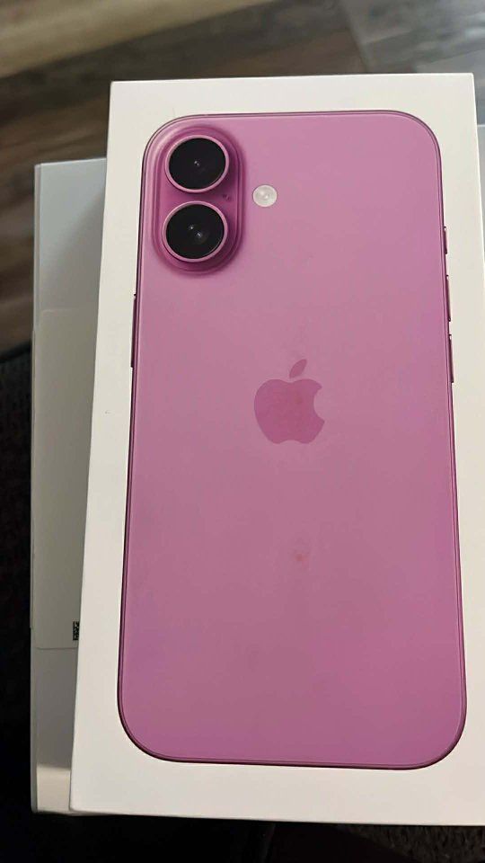iPhone 16
