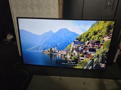 LG 55UJ6300: 55 Inch Class 4K UHD HDR Smart LED TV