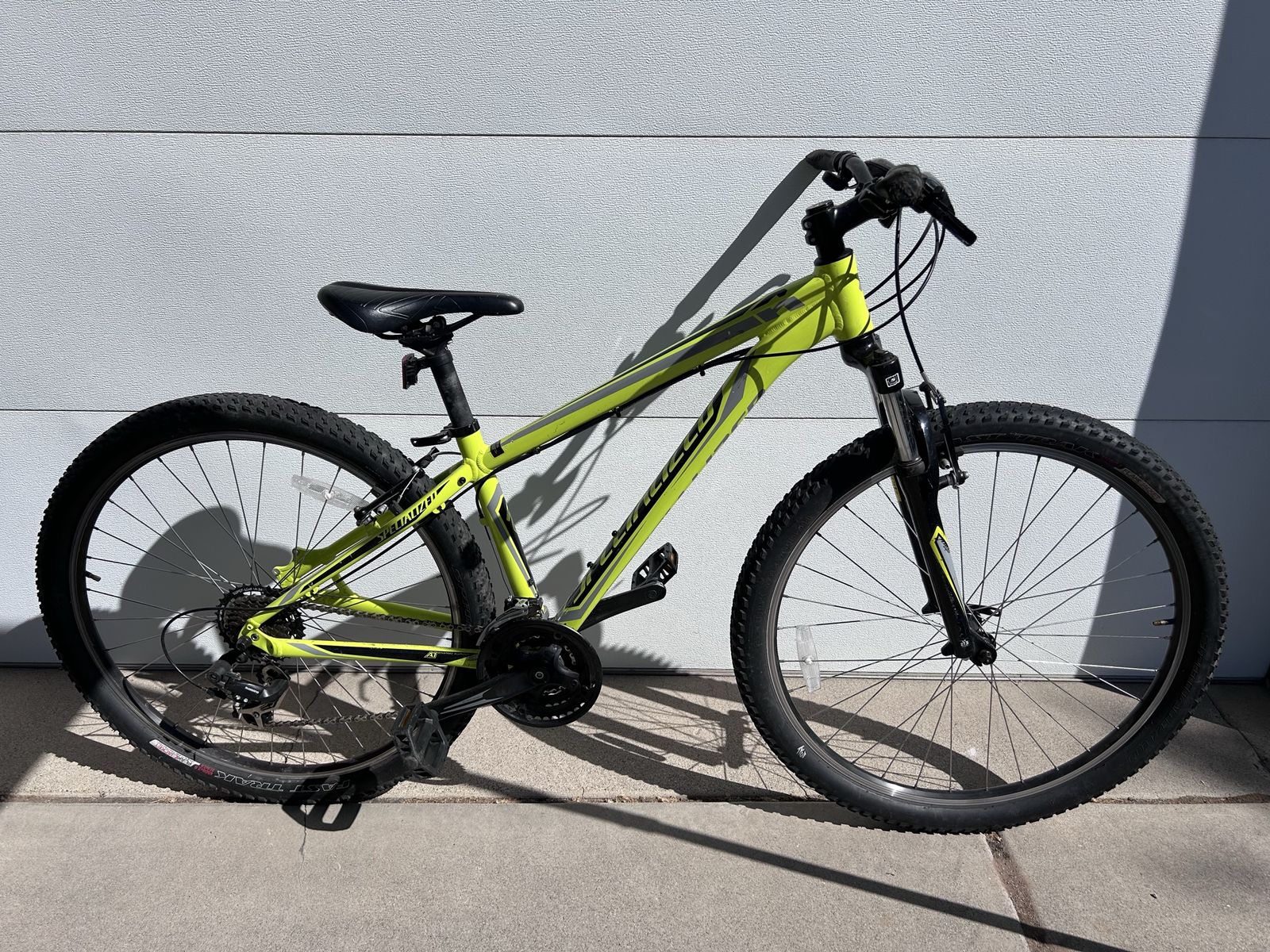 2016 Specialized Hardrock 650b Hardtail