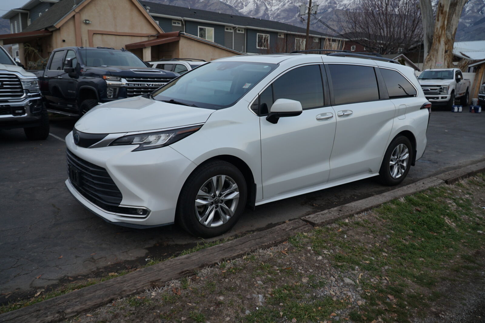 2022 Toyota Sienna XLE 7-Passenger