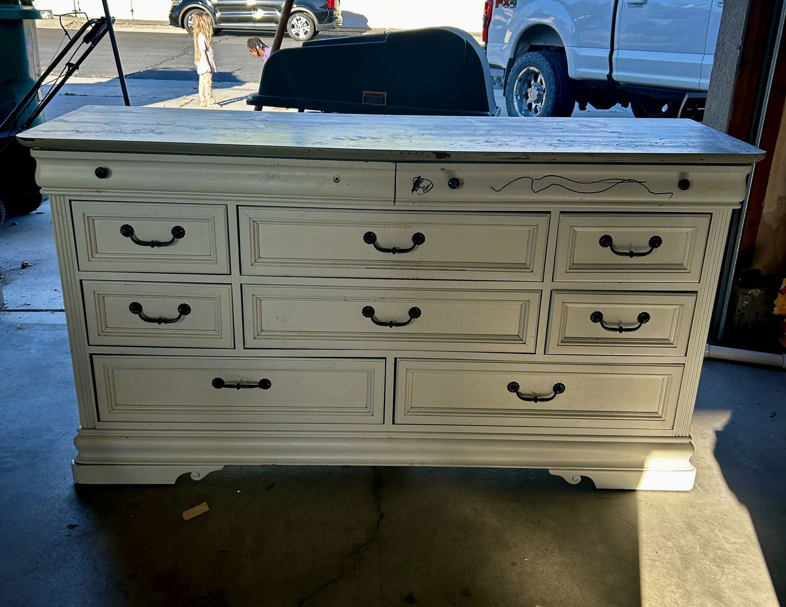 Dresser