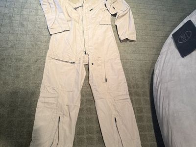 USAF Military Fighter Pilot Flight Suit 38 Short