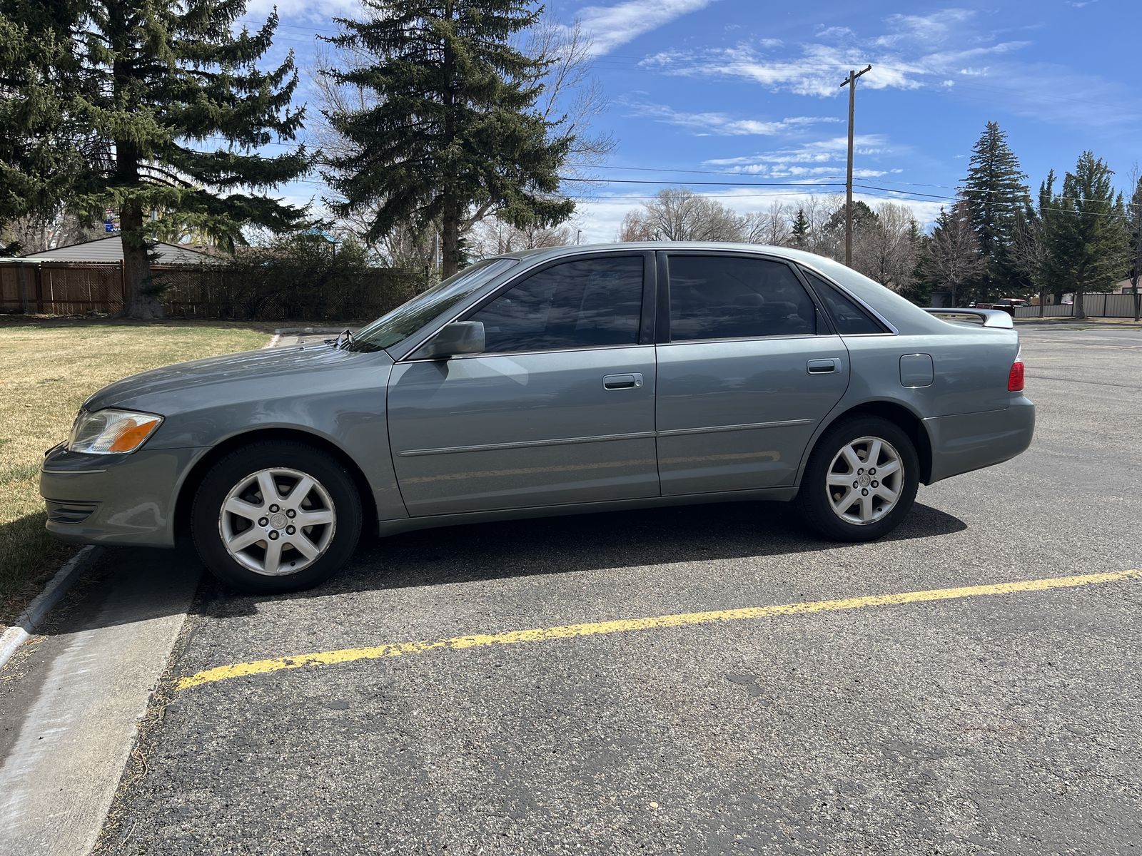 2004 Toyota Avalon XL