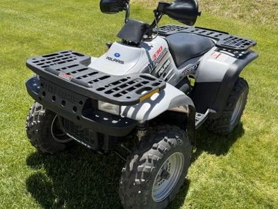 2003 Polaris Magnum 330 4x4 ATV 4 Wheeler Under 400 miles