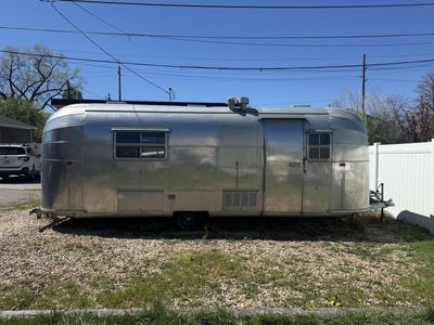 Avion Travel Trailer (like Airstream)